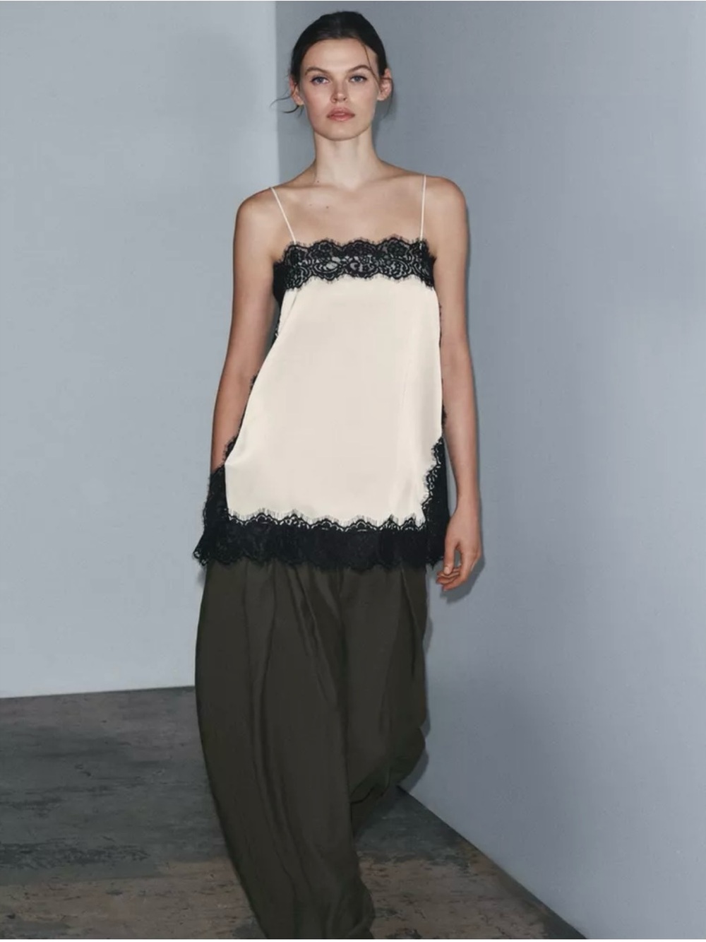 Womens Lace-Trim Satin Slip - Black/White